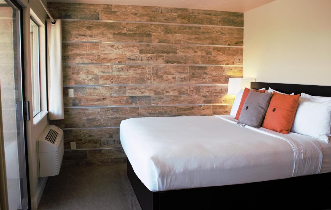 Superior King Room at Inn on the Cliff