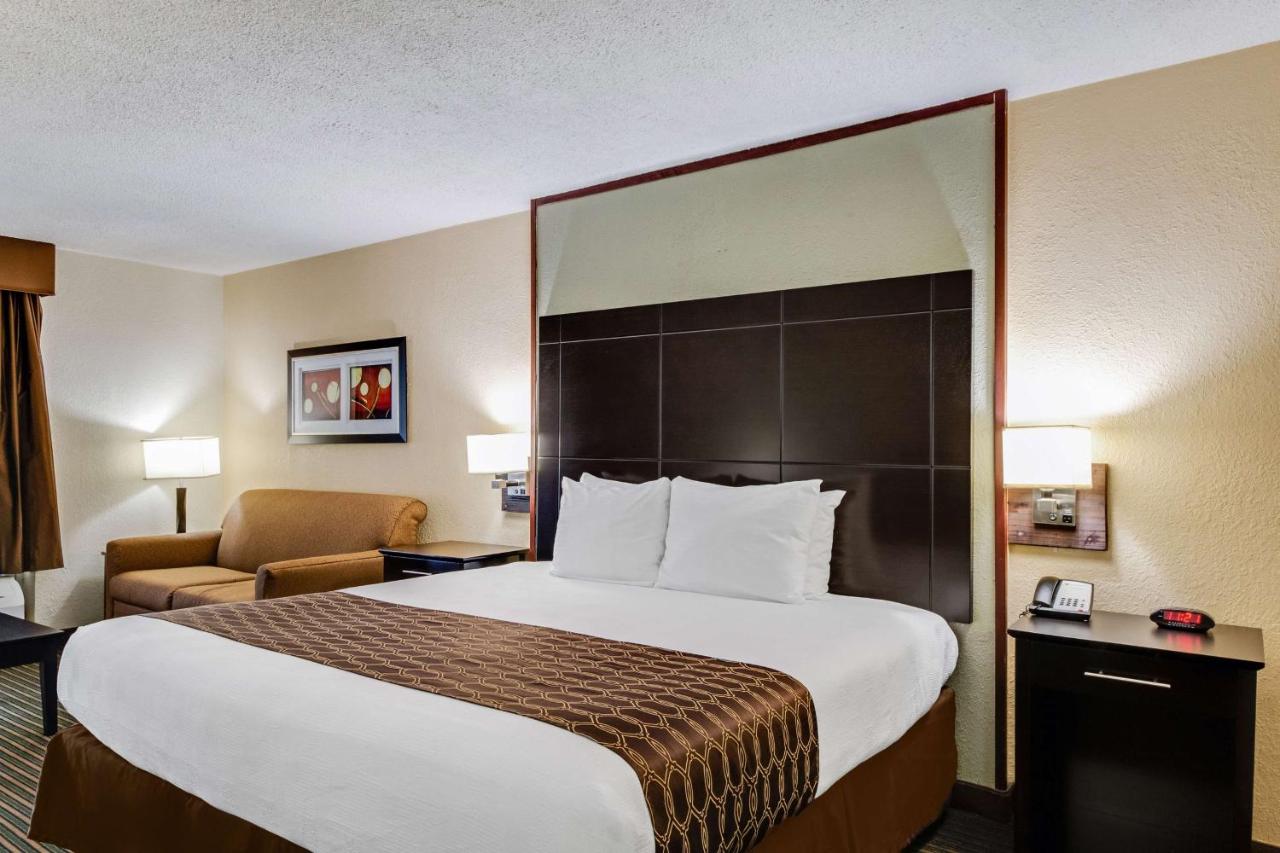 King Room - Smoking at Best Western Inn of Del Rio