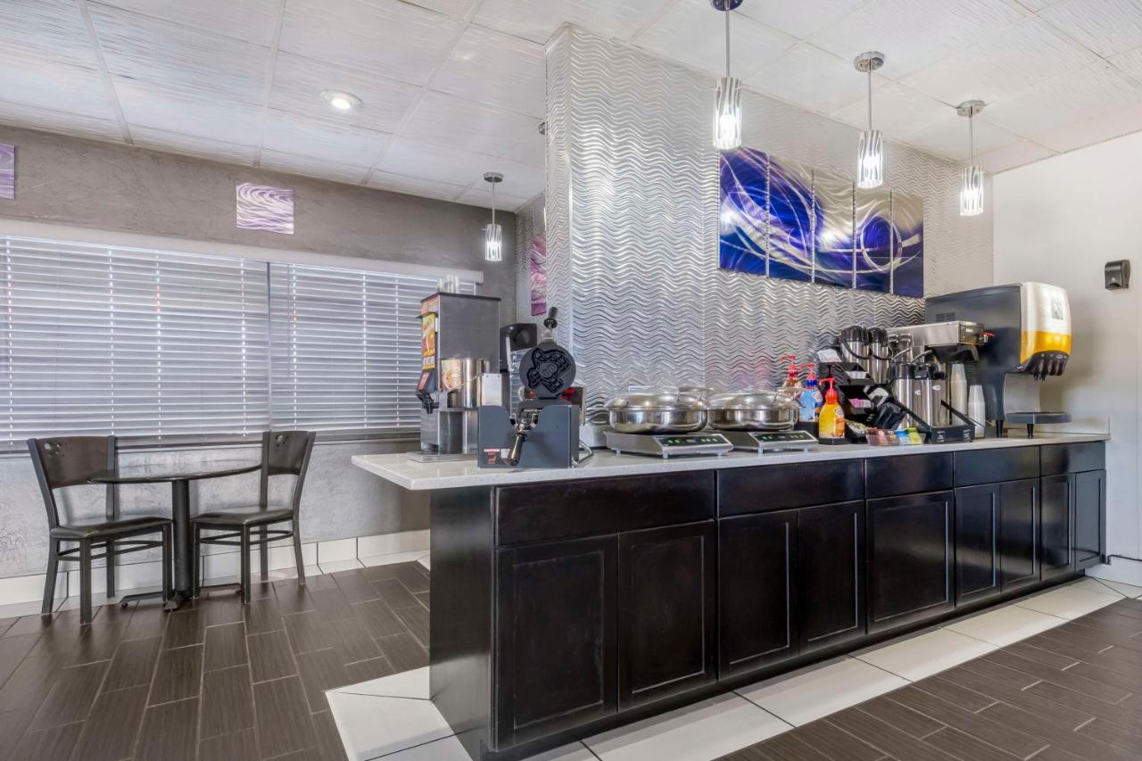 | Best Western Santa Fe Inn