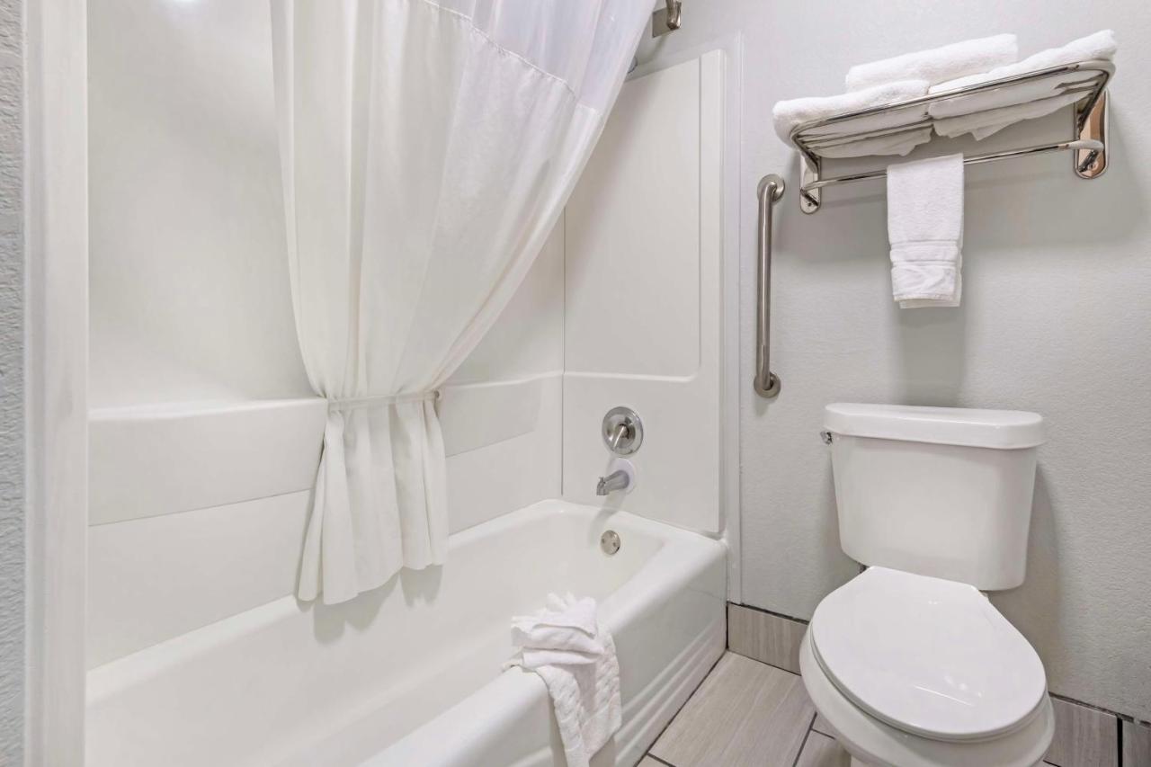 | Best Western Santa Fe Inn