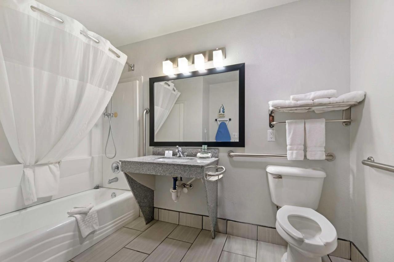 | Best Western Santa Fe Inn