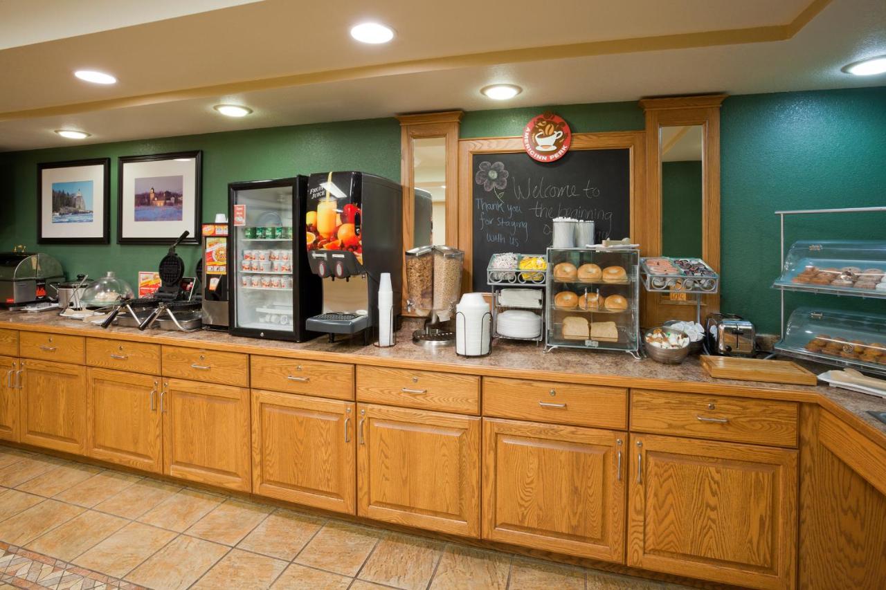 | AmericInn by Wyndham Wetmore Munising