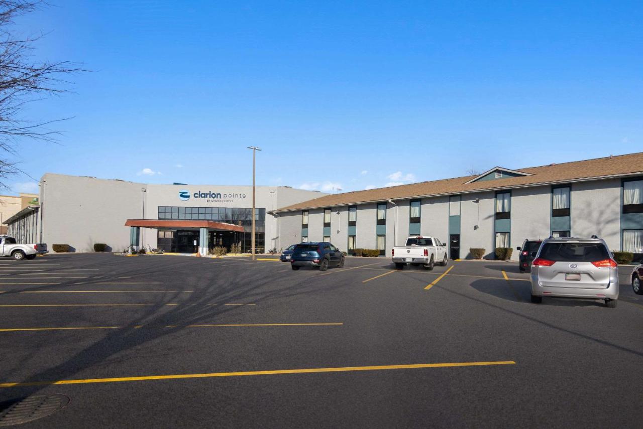  | Rodeway Inn Bloomington - Normal near I-55 and University