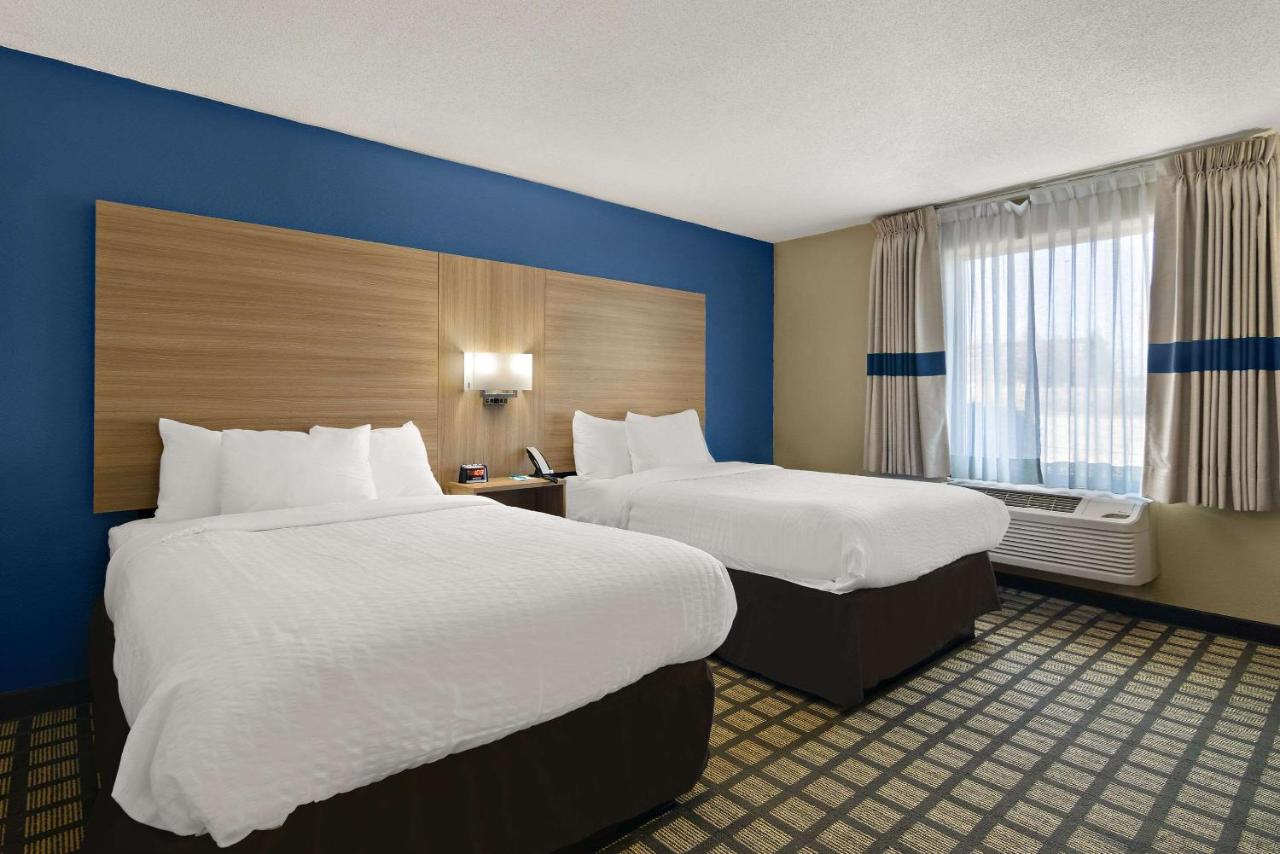  | Rodeway Inn Bloomington - Normal near I-55 and University