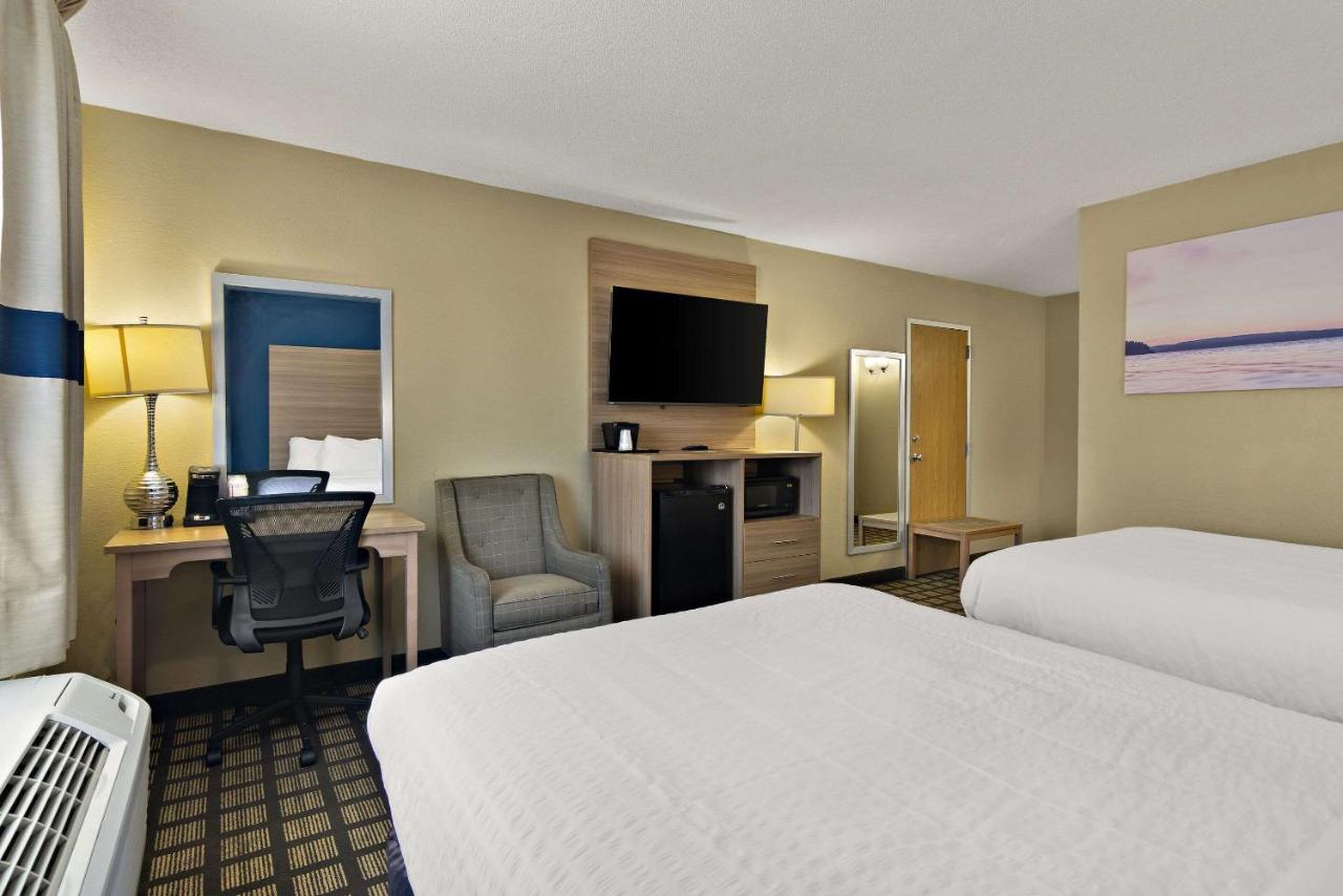 | Rodeway Inn Bloomington - Normal near I-55 and University