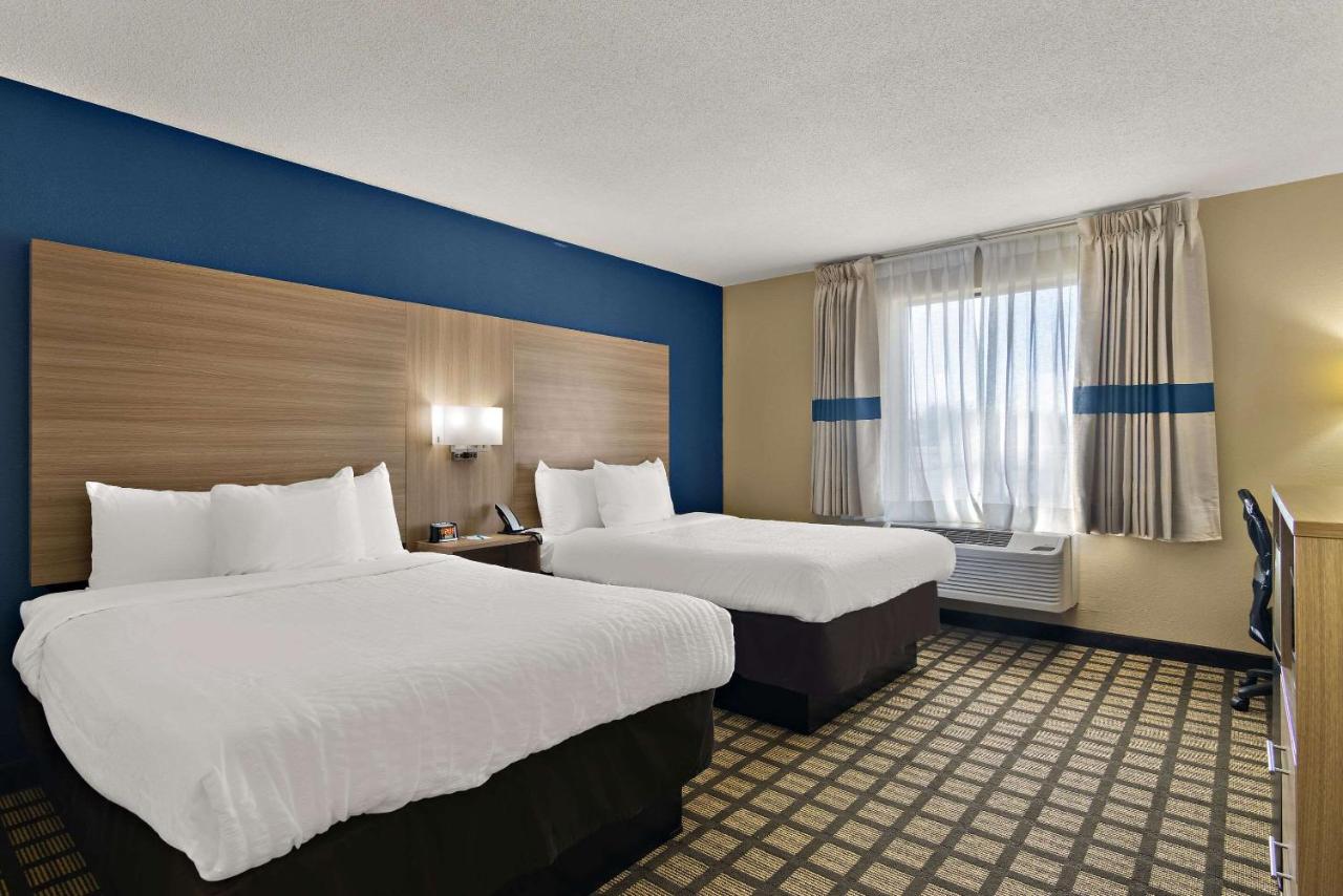  | Rodeway Inn Bloomington - Normal near I-55 and University
