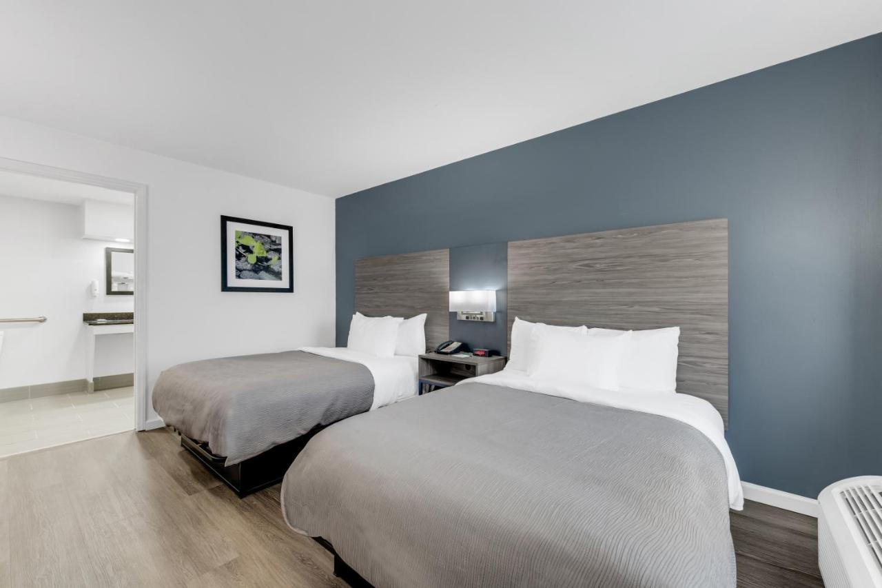 Double Room with Two Double Beds - Accessible/Non-Smoking at Quality Inn Laurinburg