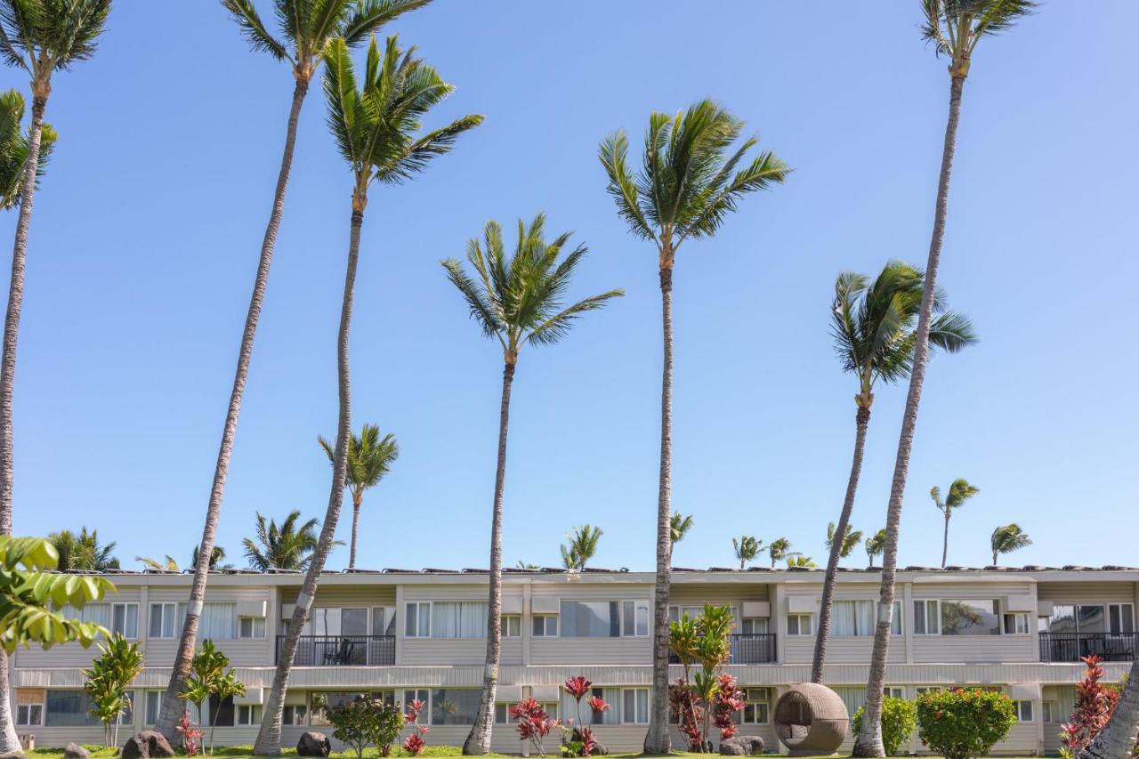 | Maui Beach Hotel