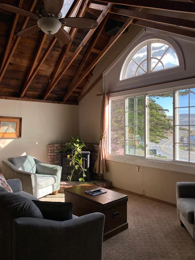 Fort Ross Suite at Jenner Inn