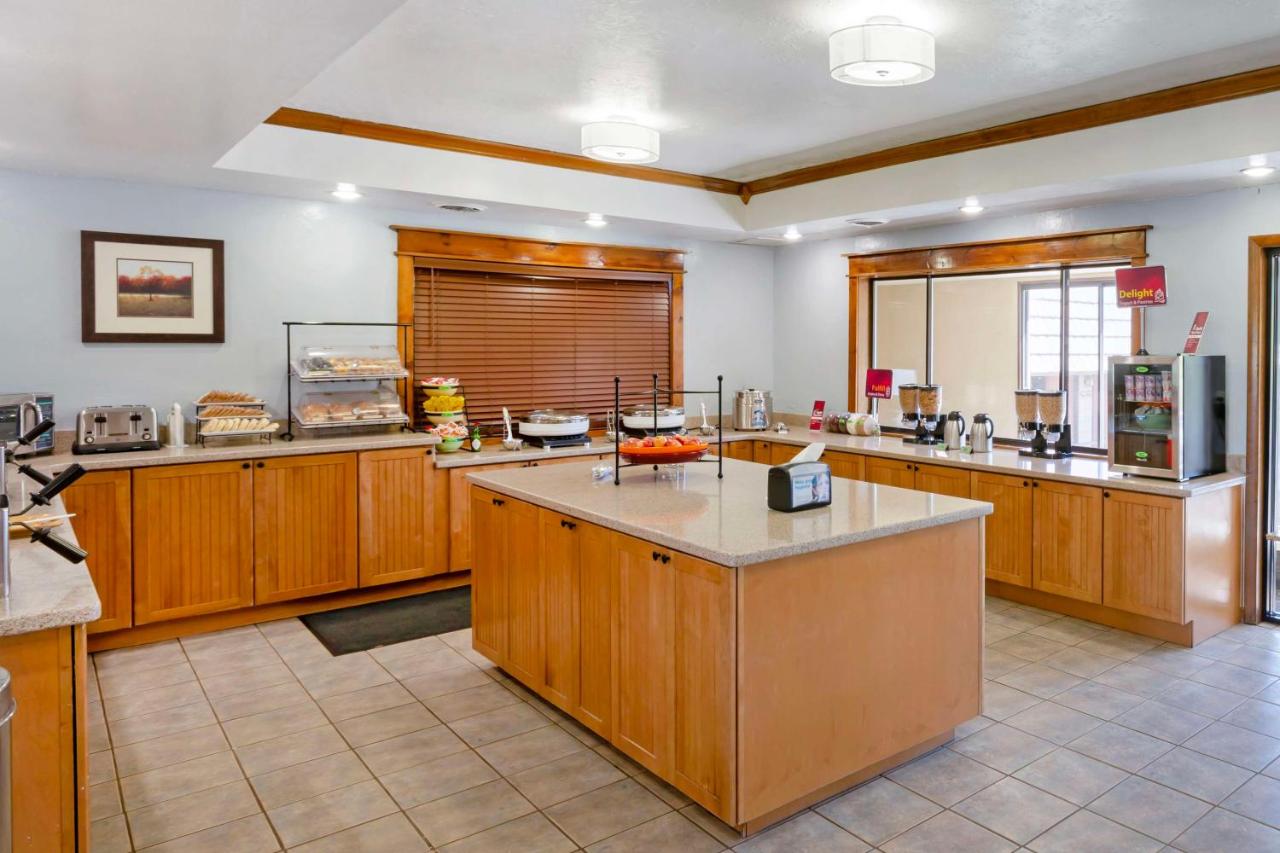  | Best Western Plus Weston Inn