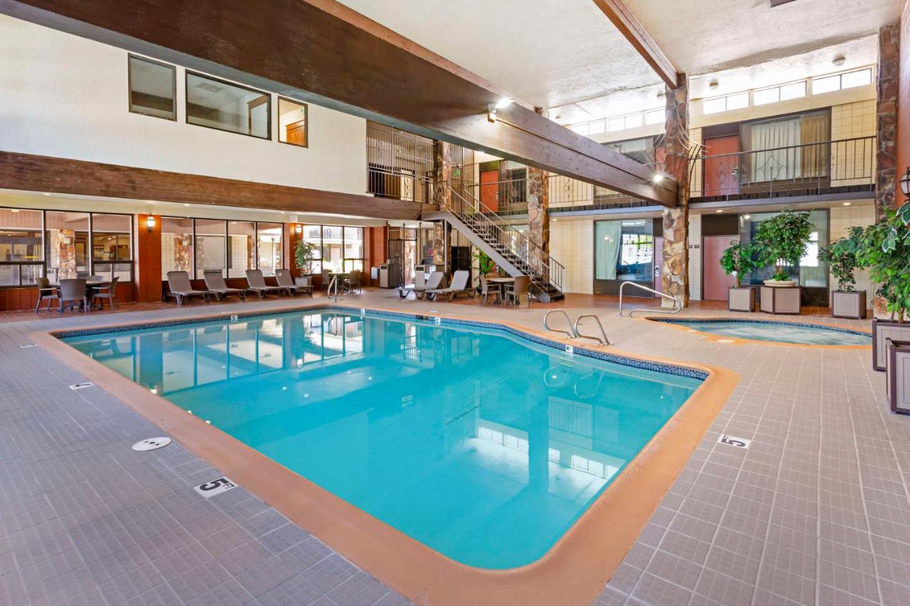  | Best Western Plus Weston Inn