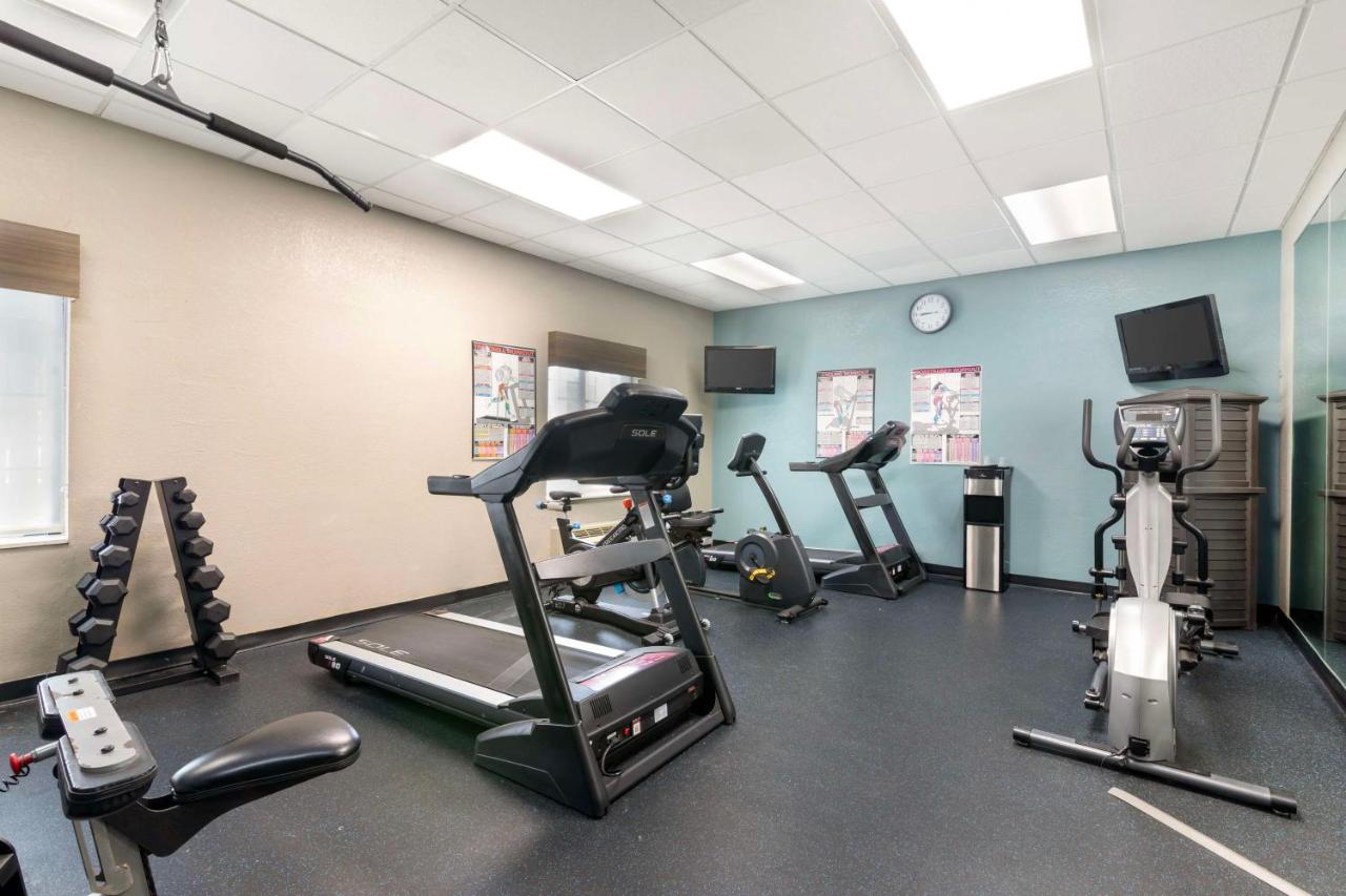 | Best Western Plus Savannah Airport Inn and Suites
