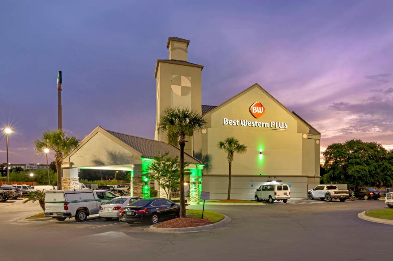 | Best Western Plus Savannah Airport Inn and Suites