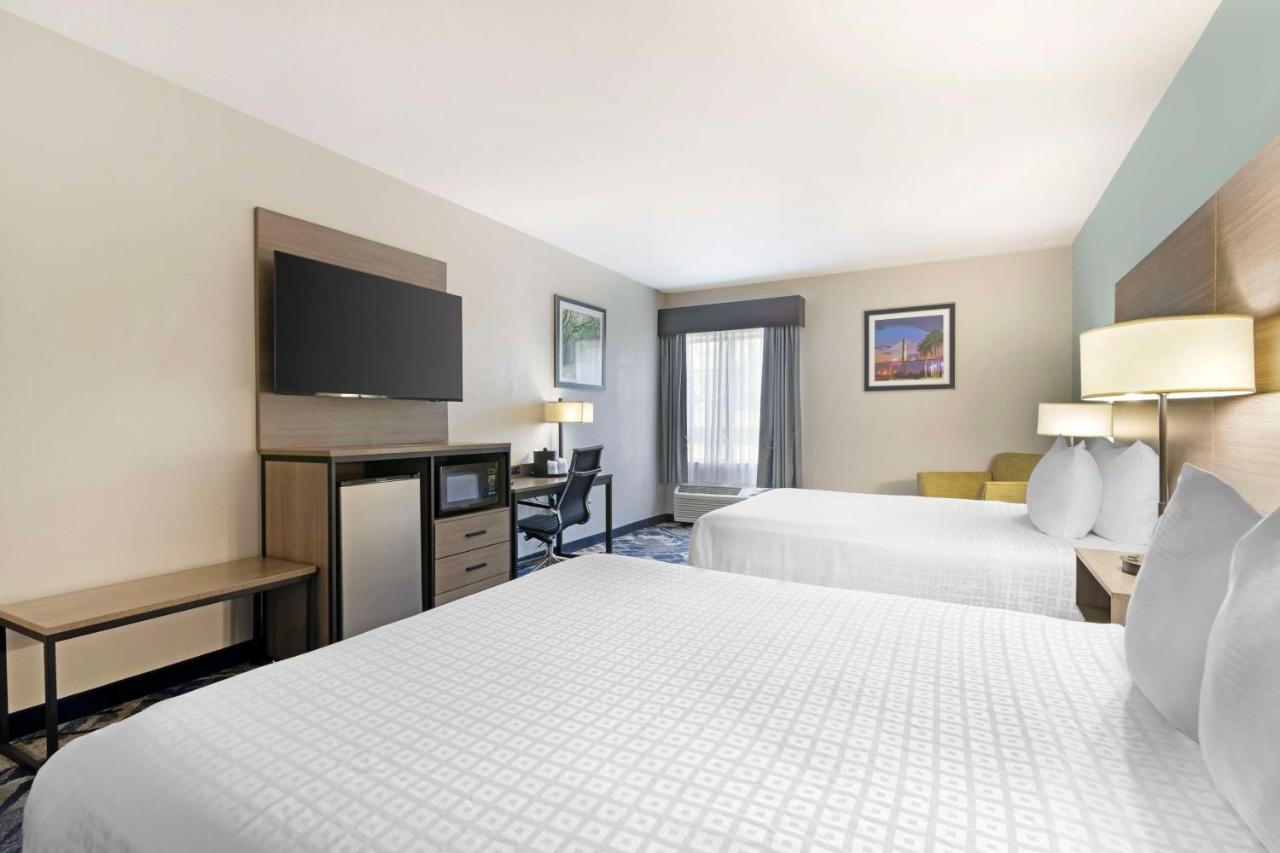 | Best Western Plus Savannah Airport Inn and Suites