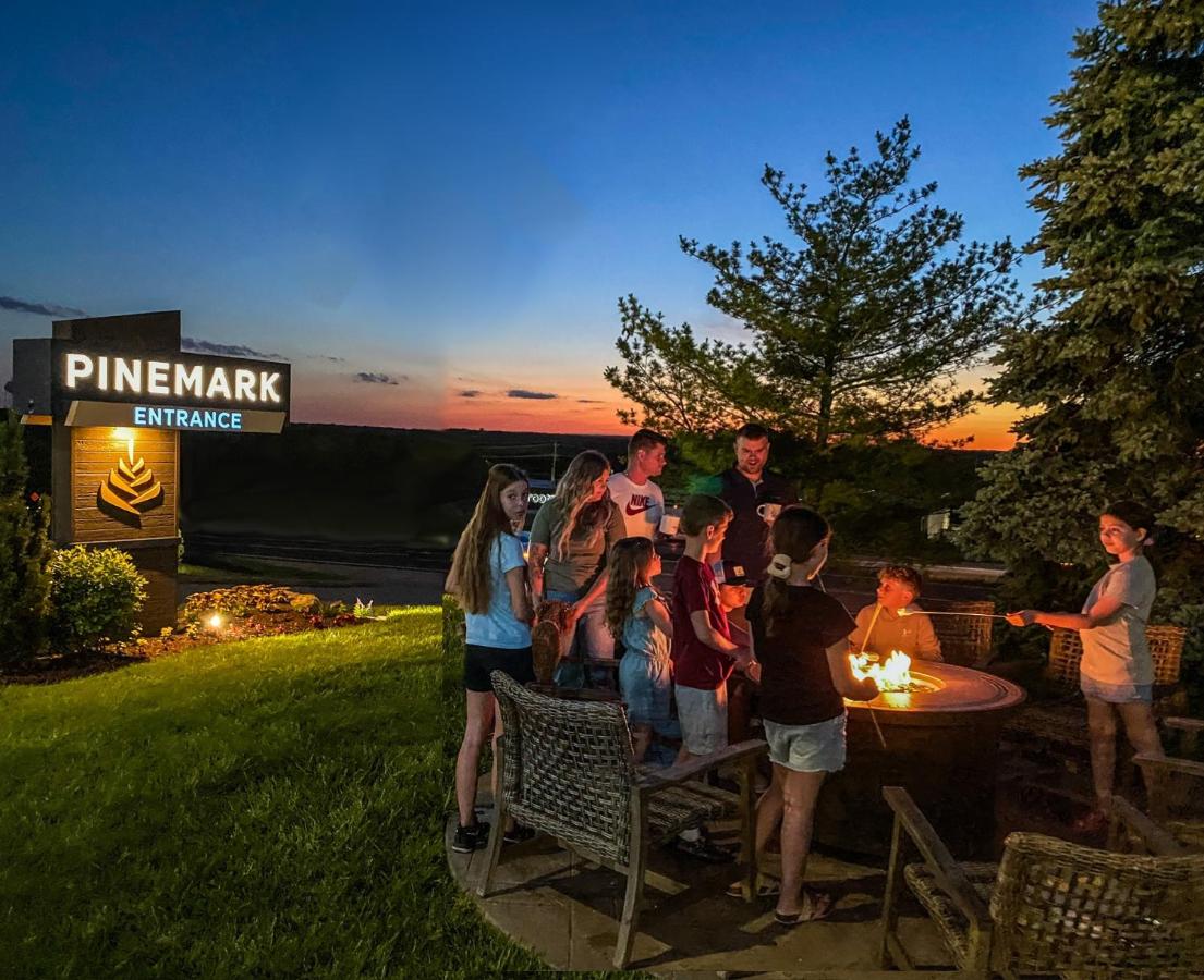 | PINEMARK Inn Suites Events