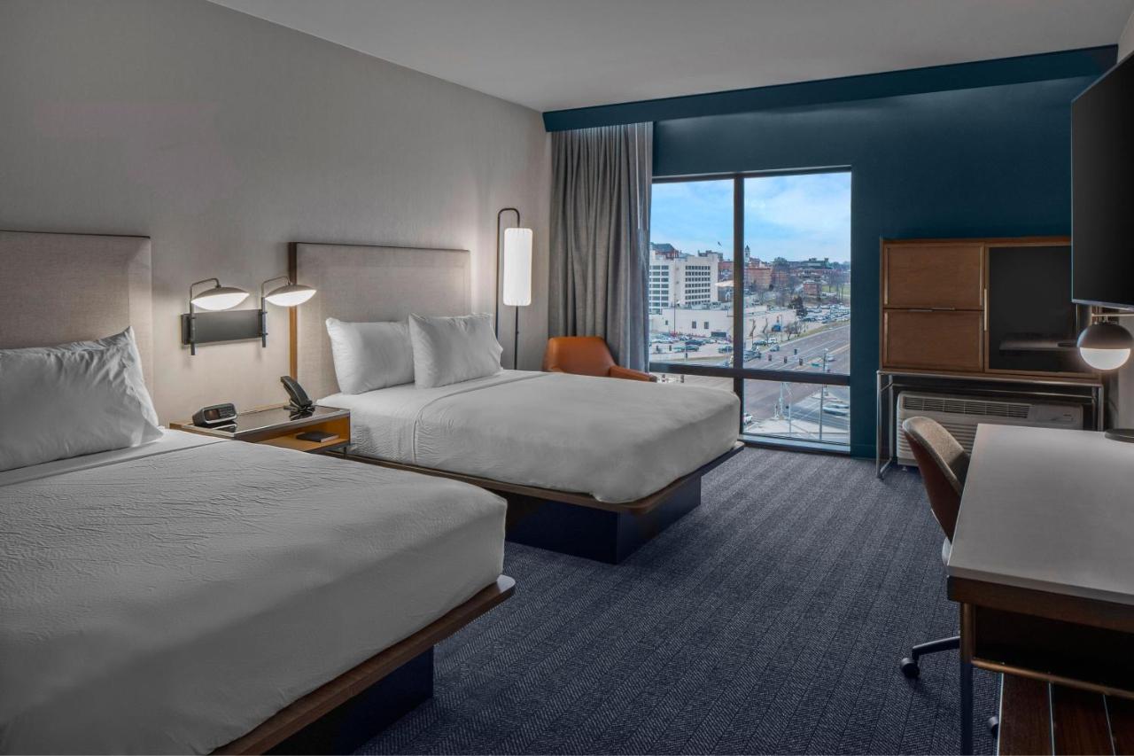Queen Room with City View at Courtyard by Marriott Jefferson City
