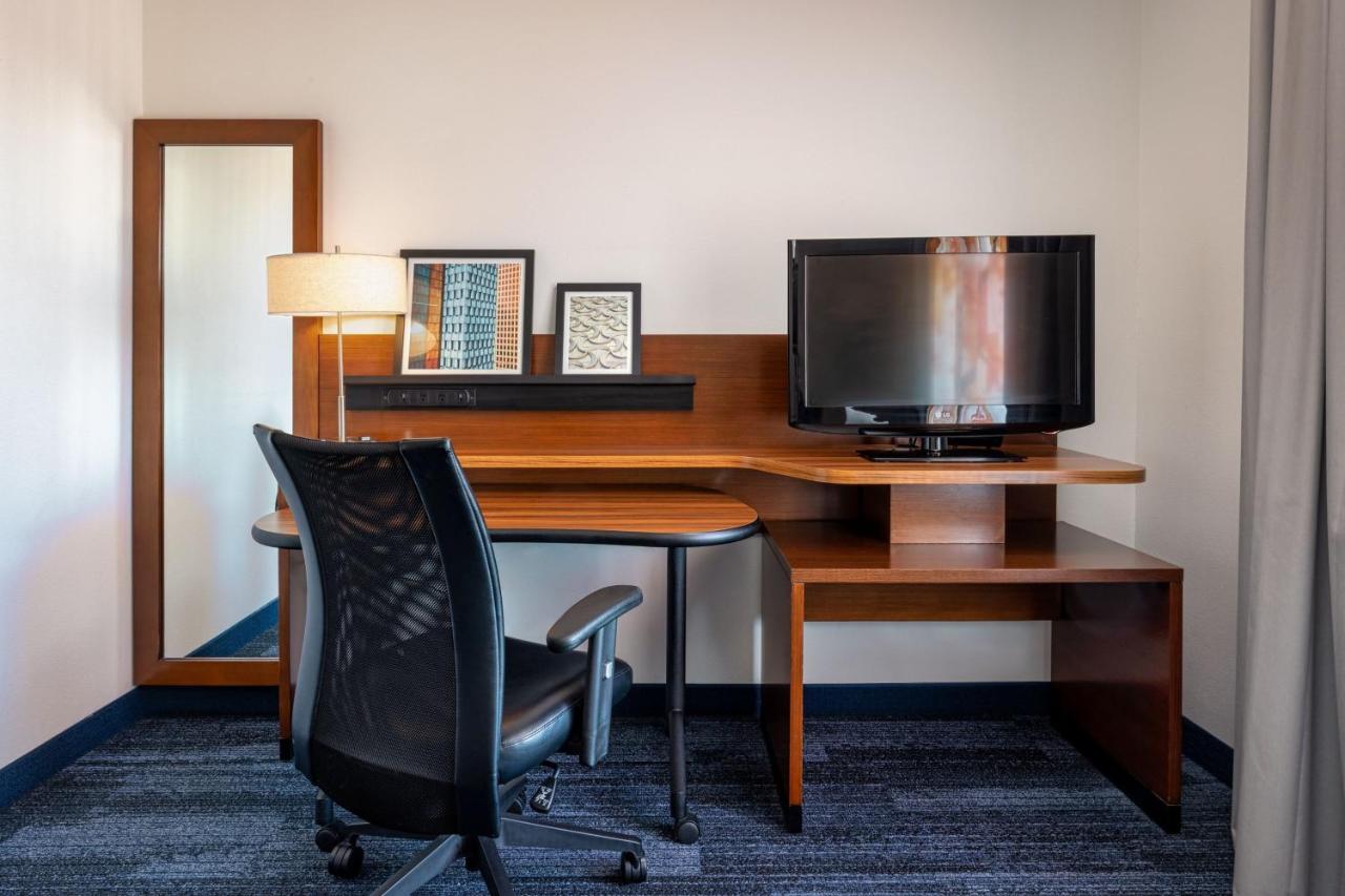 | Fairfield Inn & Suites by Marriott Smithfield Selma/I-95