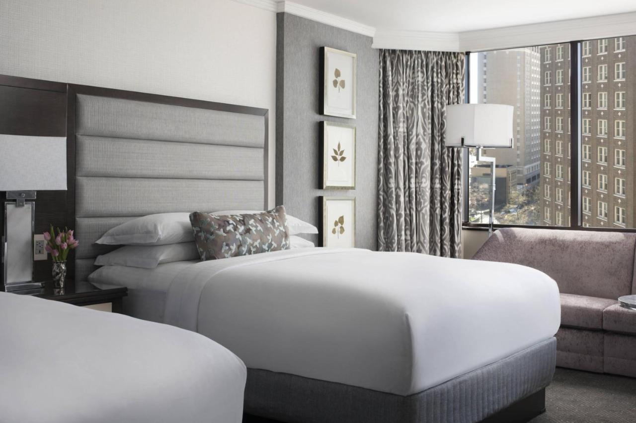Guest room, 2 Queen at The Ritz-Carlton, Atlanta