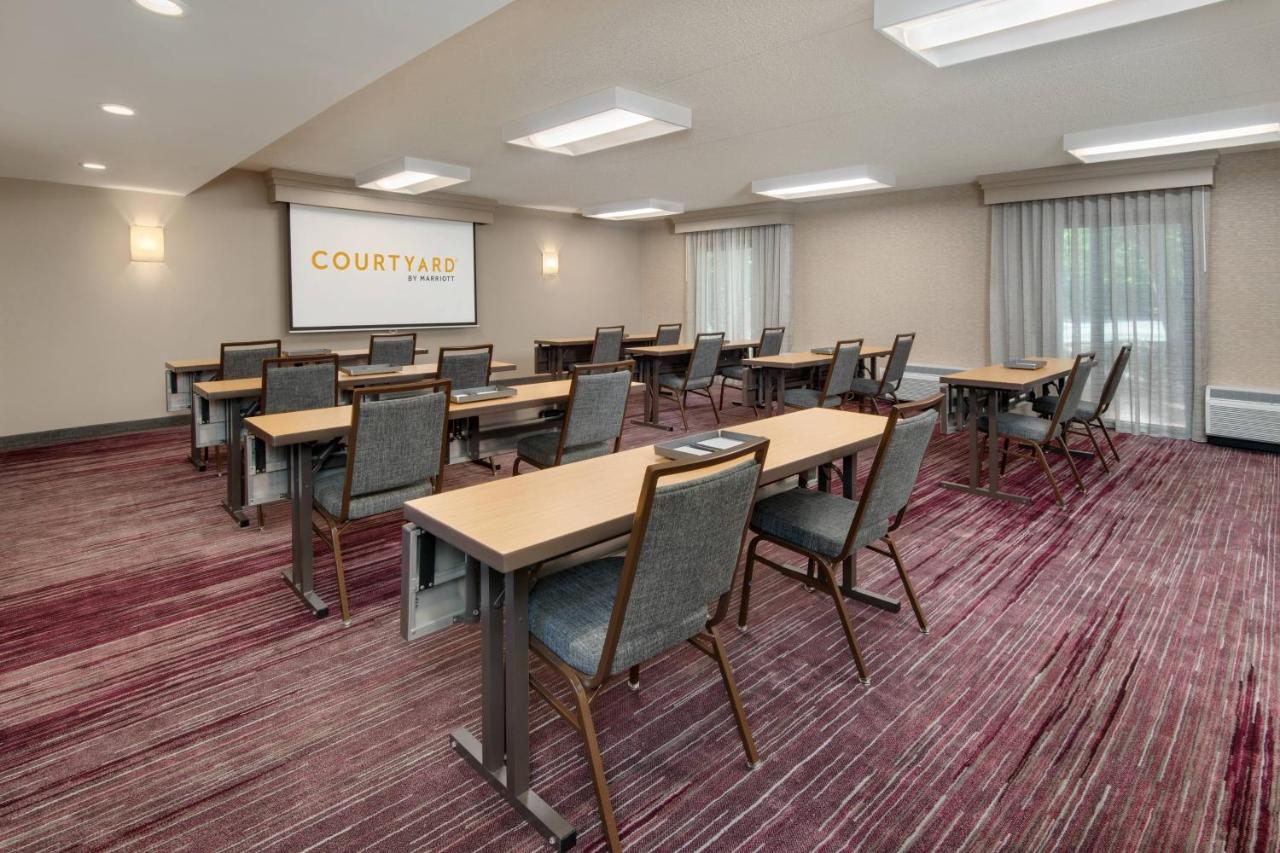  | Courtyard by Marriott Birmingham Homewood
