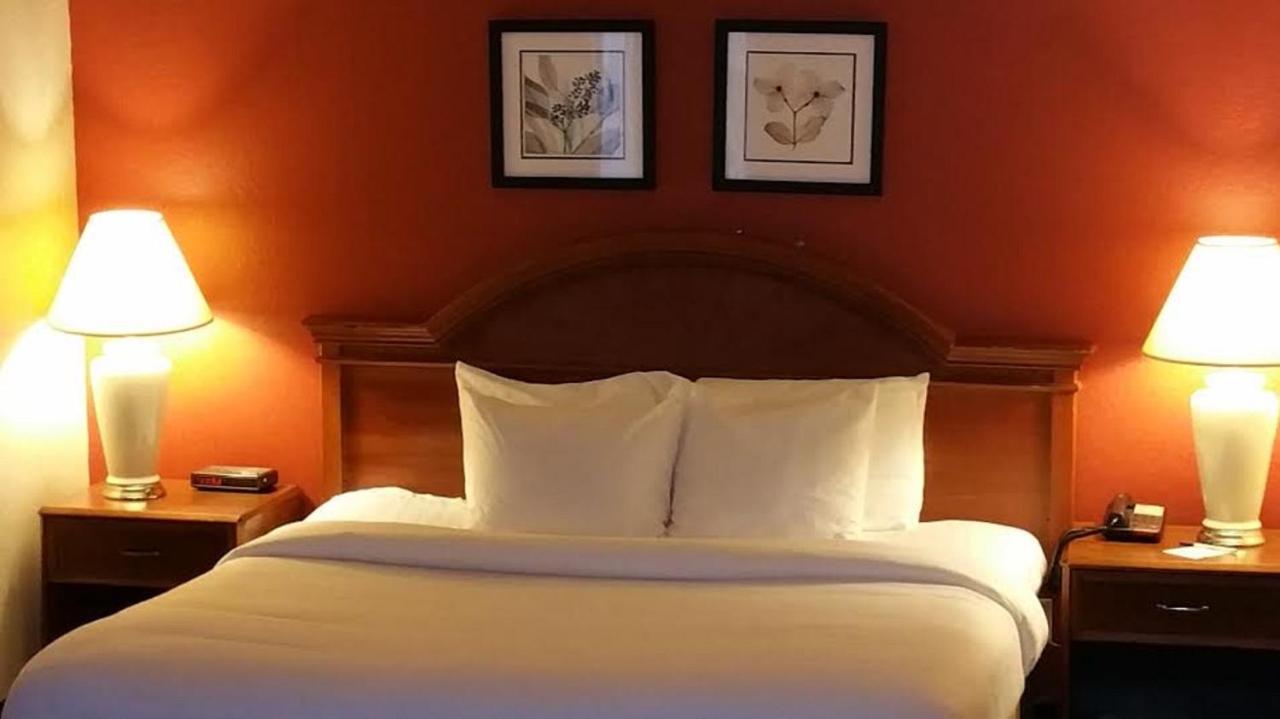 | Extended Studio Suites Hotel- Bossier City