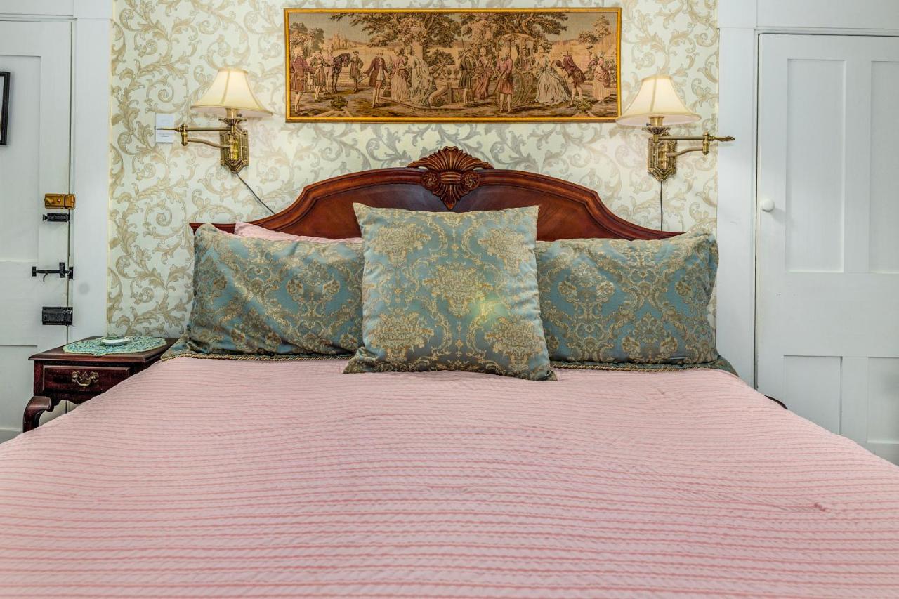 | Holiday Guest House Bed & Breakfast