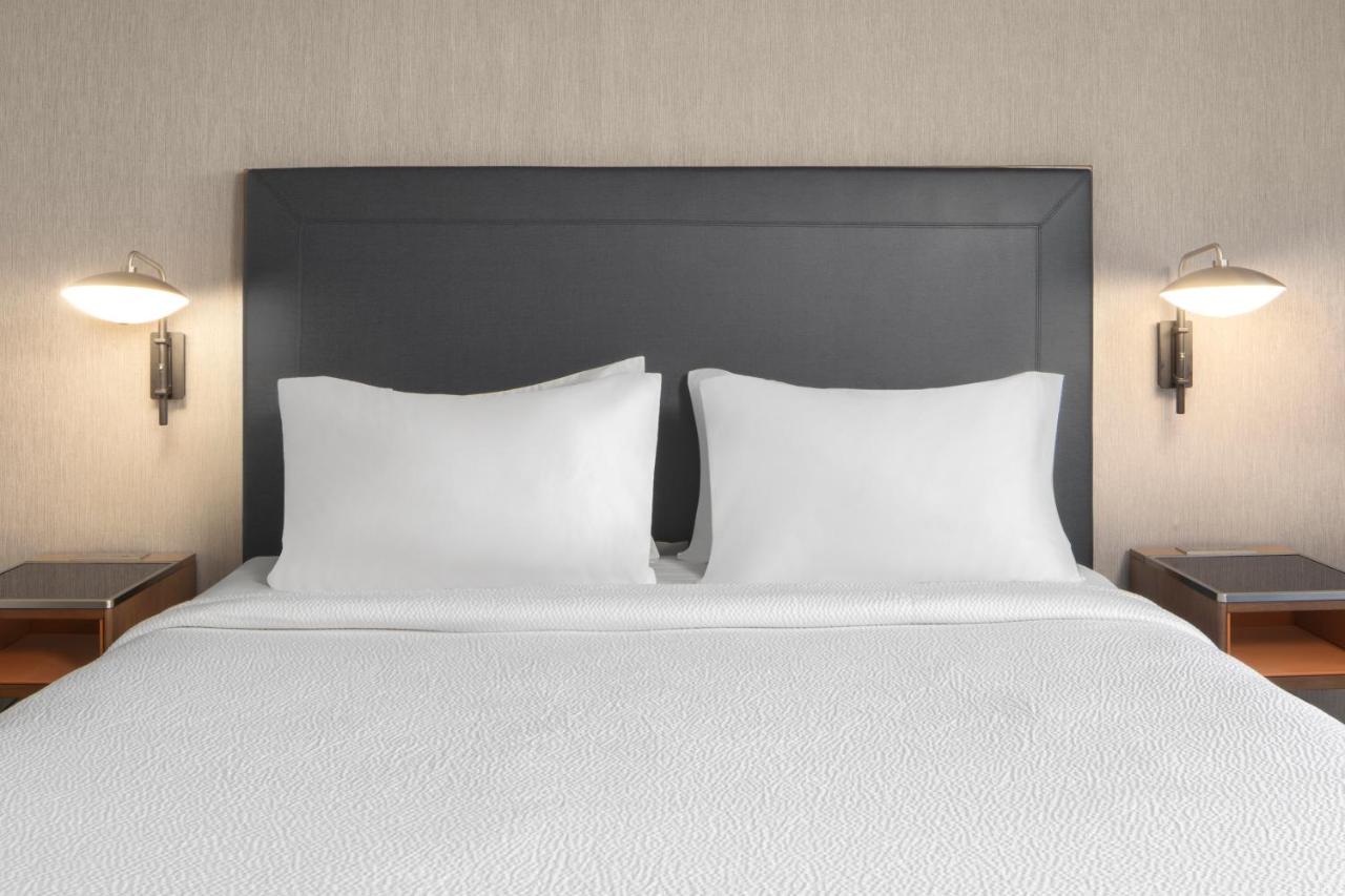 | Courtyard by Marriott Little Rock West