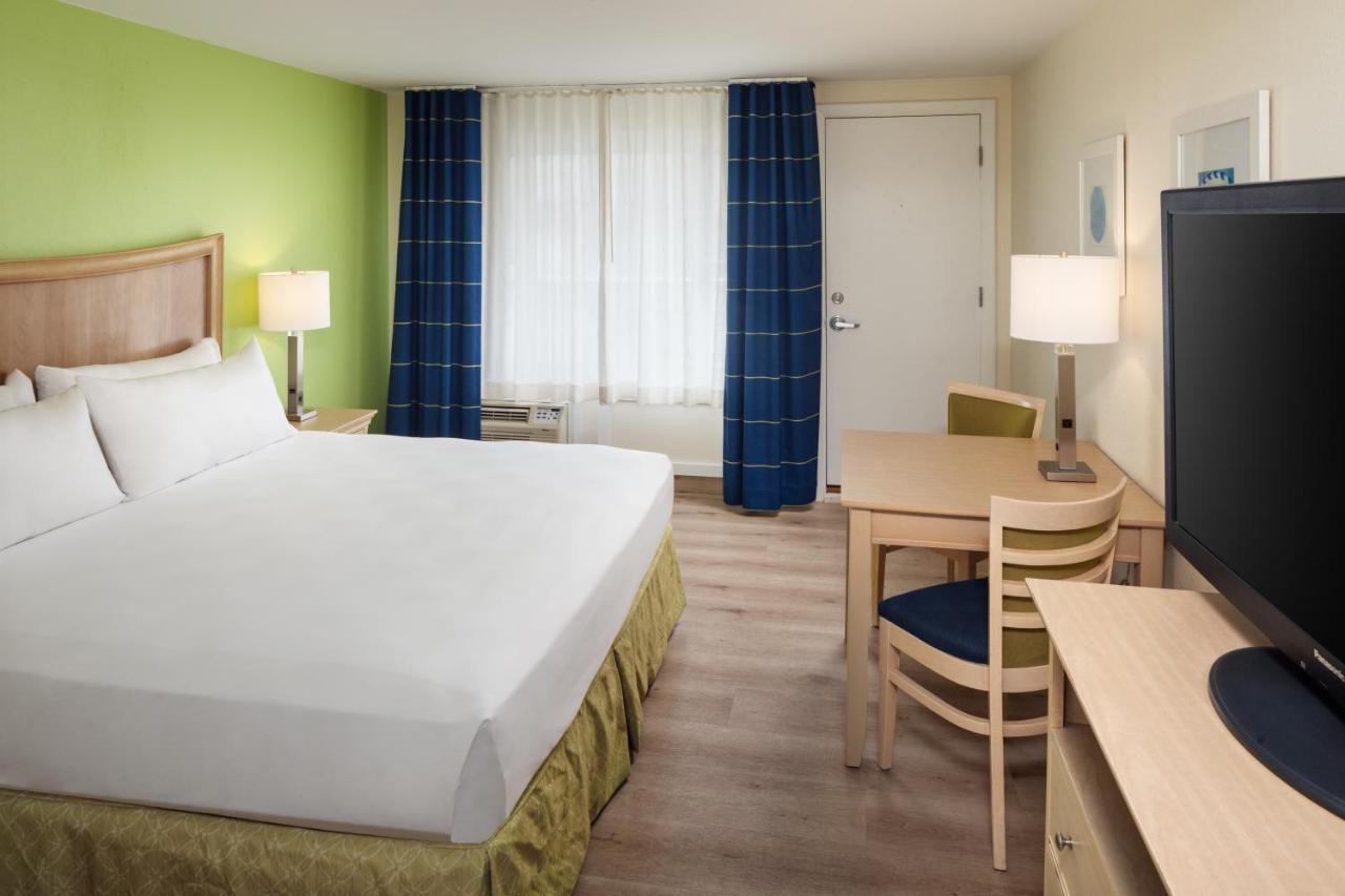 | Surfside Hotel and Suites