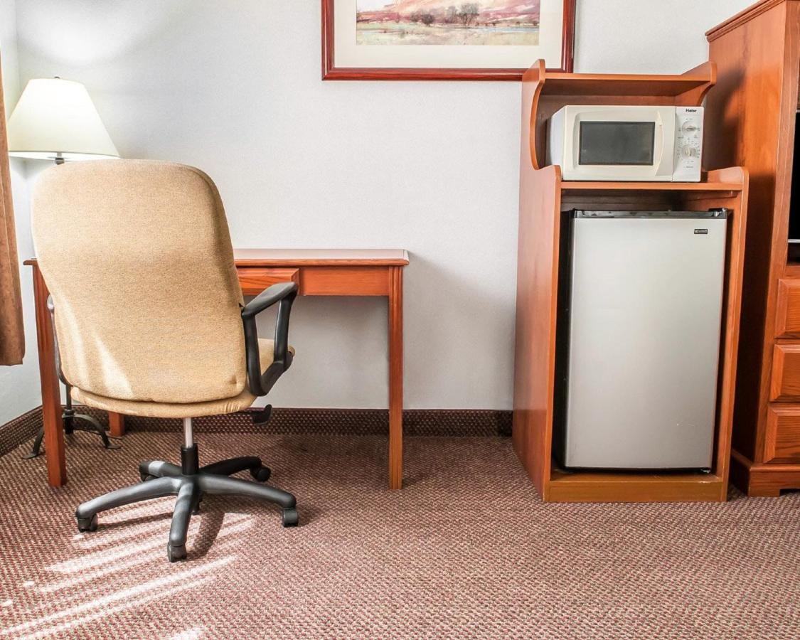 Queen Room with Two Queen Beds - Non-Smoking at Econo Lodge Las Cruces University Area