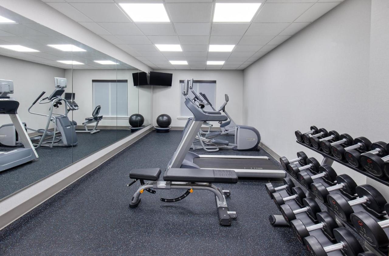 | Holiday Inn Express Hotel Ooltewah Springs-Chattanooga, an IHG Hotel