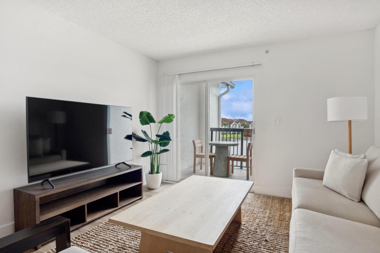 One-Bedroom Apartment (Self Check-in with Virtual Front Desk) at Kasa Delray Beach South Florida