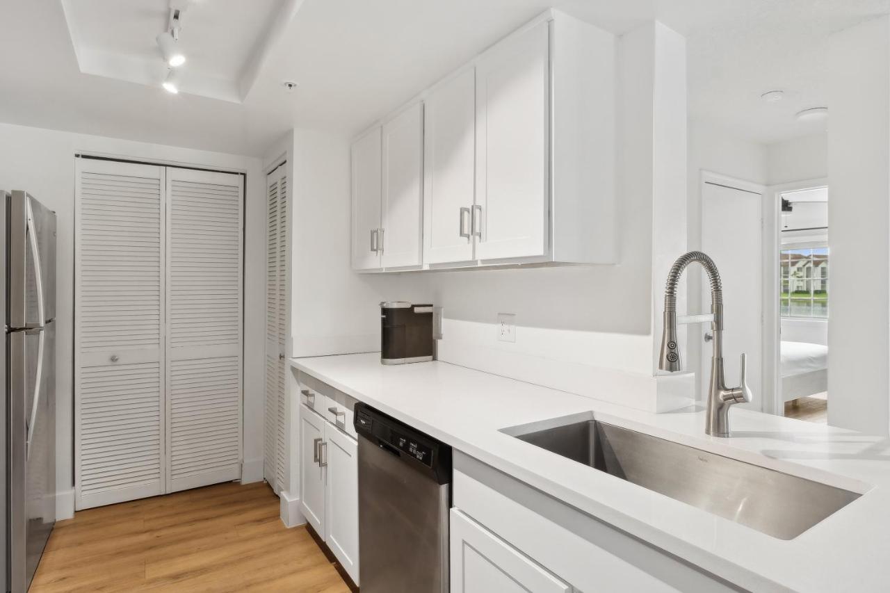 Two-Bedroom Apartment (Self Check-in with Virtual Front Desk) at Kasa Delray Beach South Florida