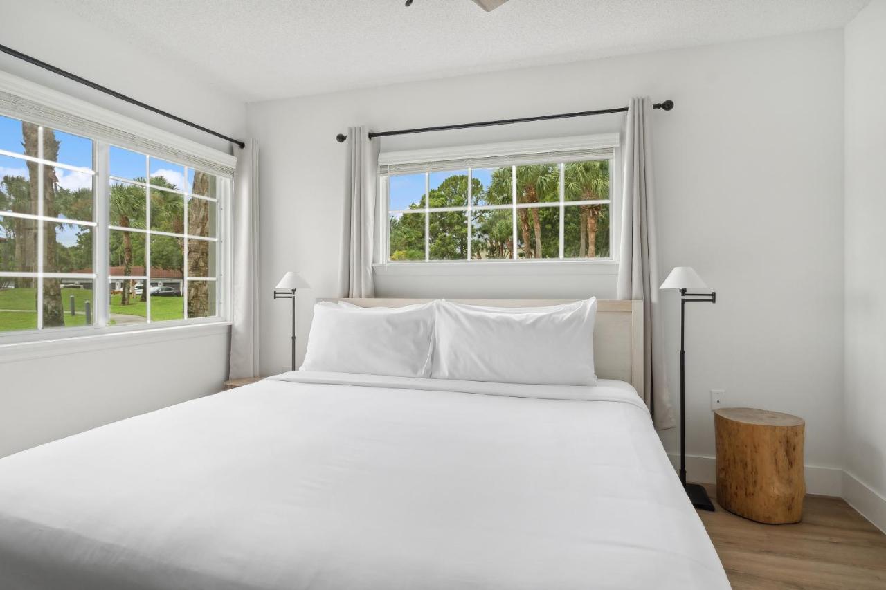 Two-Bedroom Apartment (Self Check-in with Virtual Front Desk) at Kasa Delray Beach South Florida