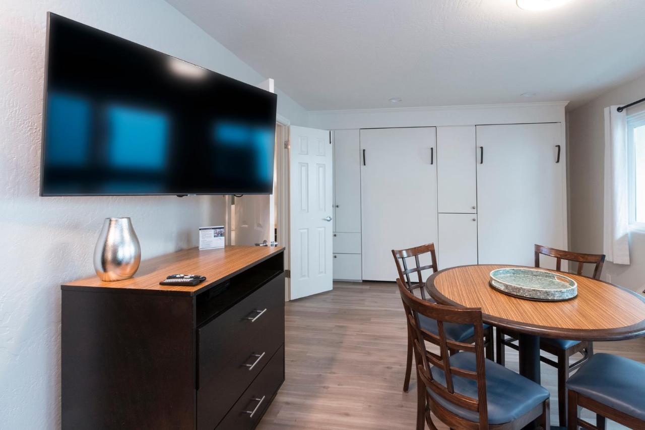 One-Bedroom Suite at San Clemente Inn