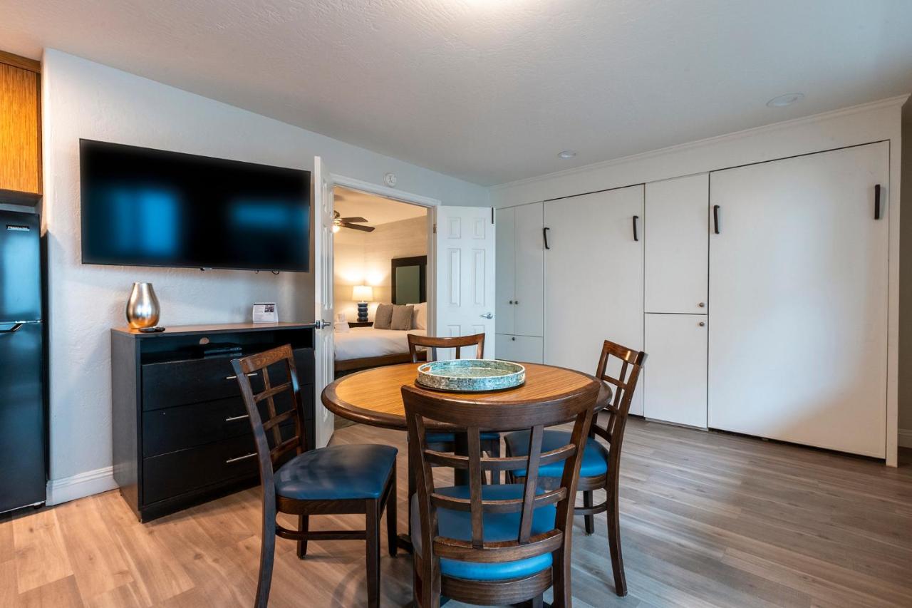 One-Bedroom Suite at San Clemente Inn