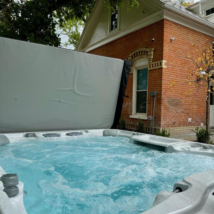 | Suite 7 Historic Art City Inn