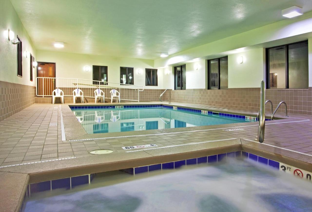  | Holiday Inn Express Hotel & Suites DuBois, an IHG Hotel