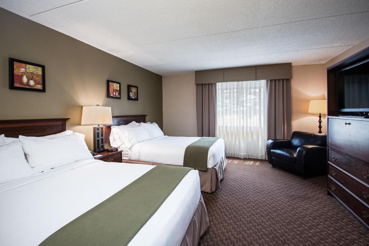 | Holiday Inn Express Rolling Meadows - Schaumburg Area, an IHG Hotel