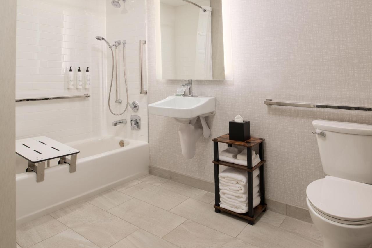  | Fairfield by Marriott Inn & Suites Issaquah