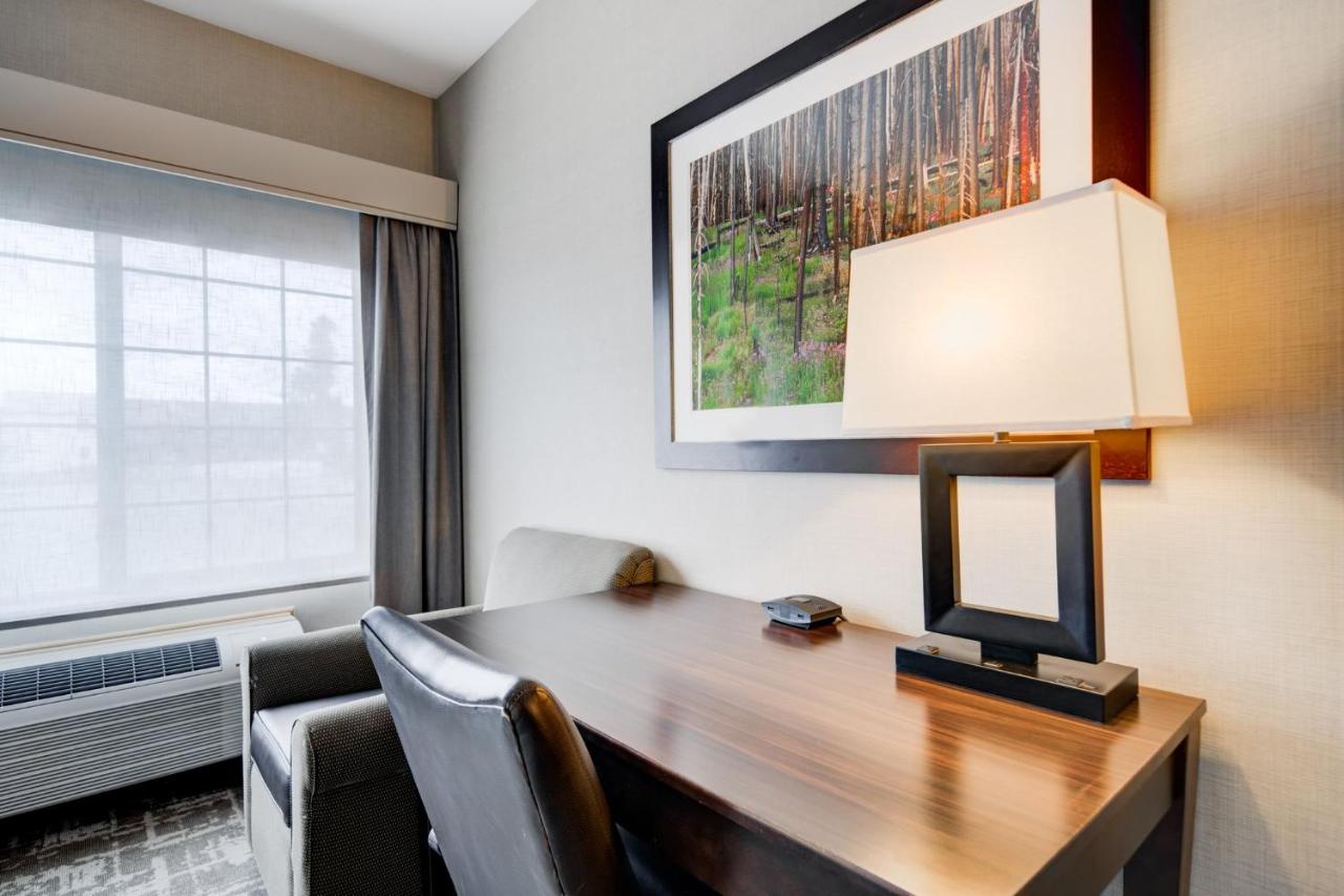 Suite - Non-Smoking at Holiday Inn West Yellowstone by IHG.