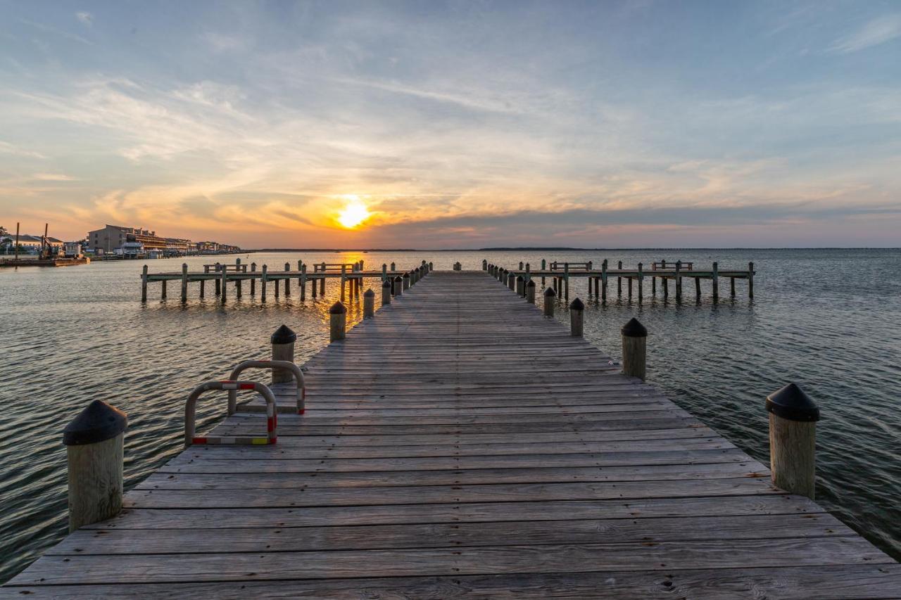 | Bay Club Resort