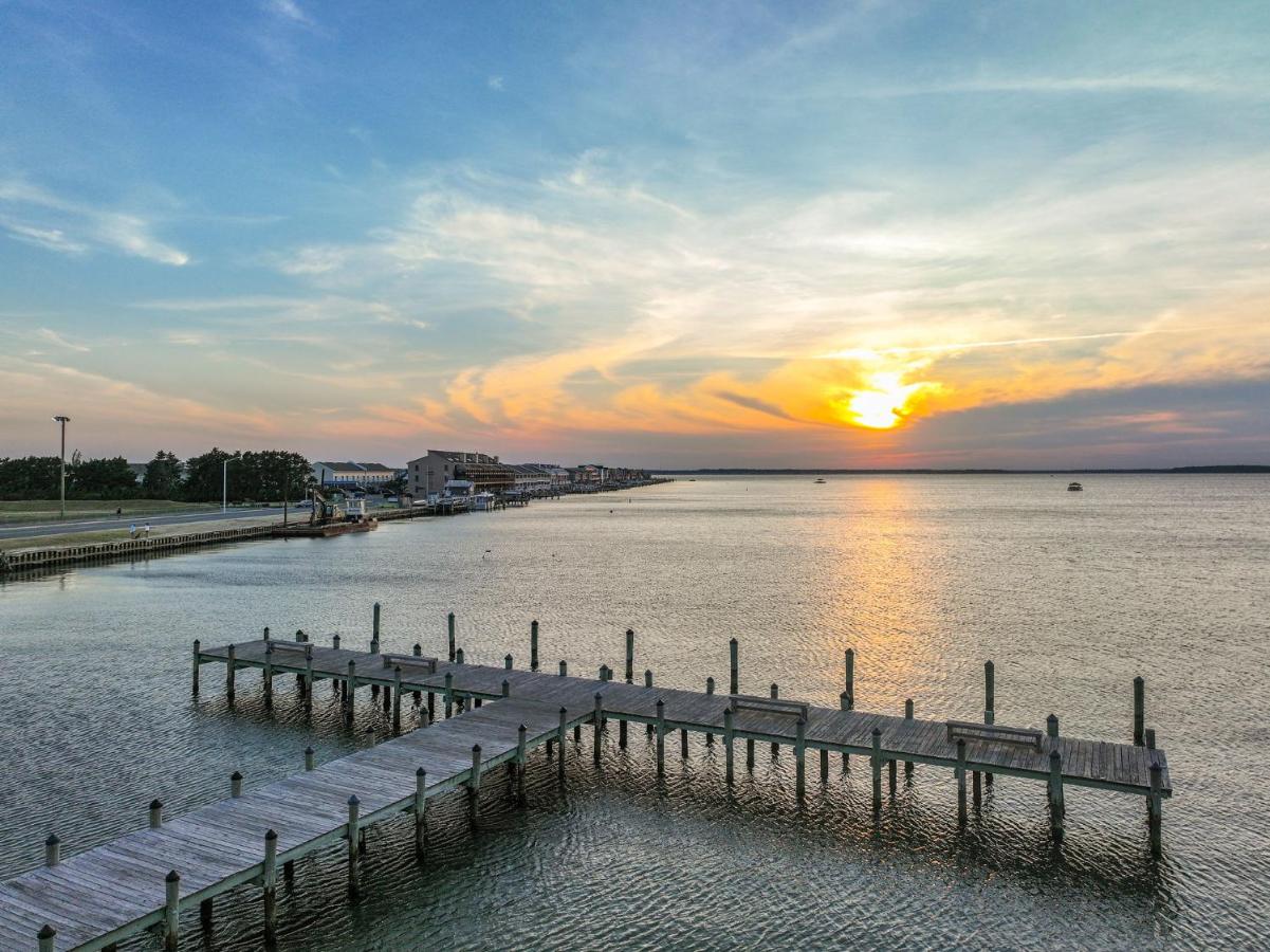 | Bay Club Resort