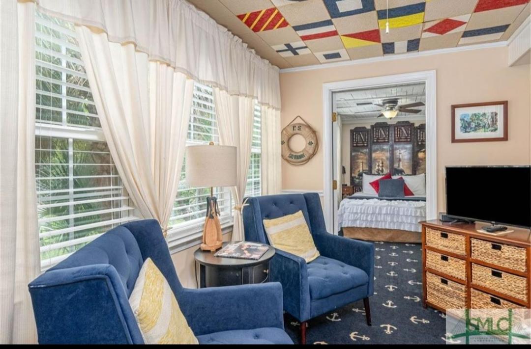 | Tybee Island Inn Bed & Breakfast