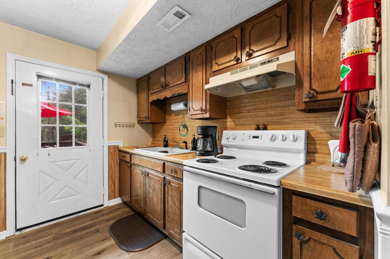  | Cascades Inn