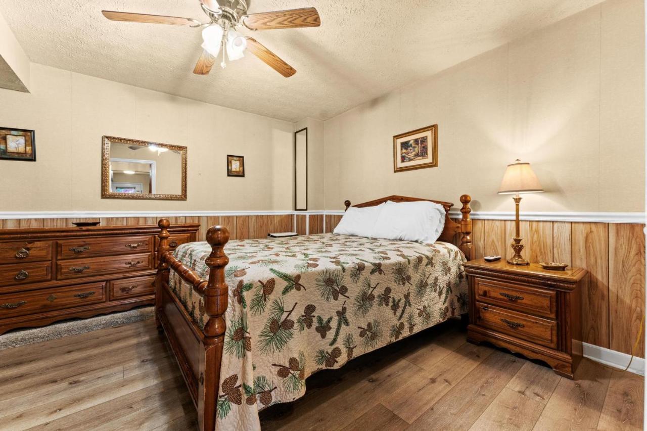  | Cascades Inn