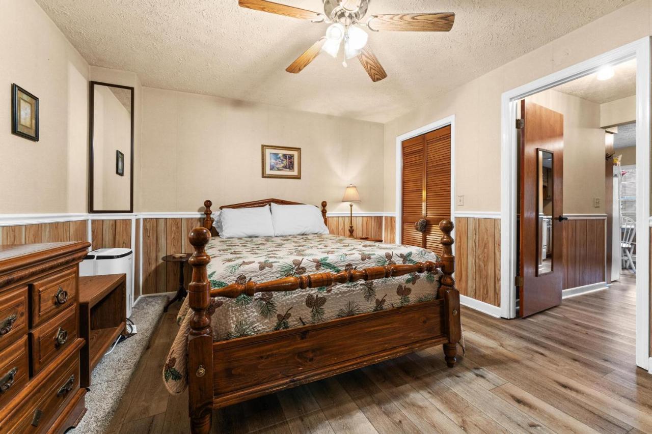  | Cascades Inn