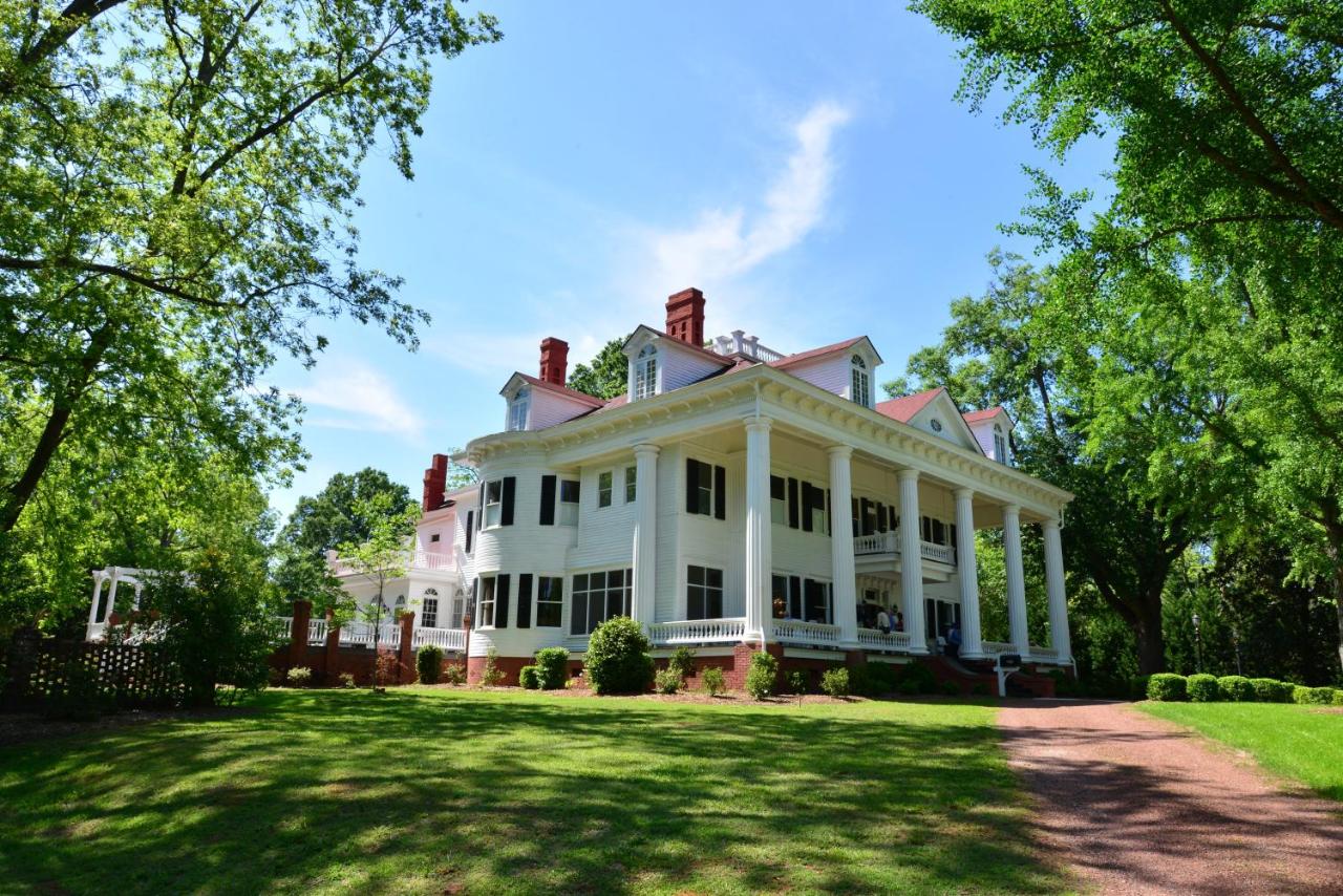 | The Twelve Oaks Bed & Breakfast