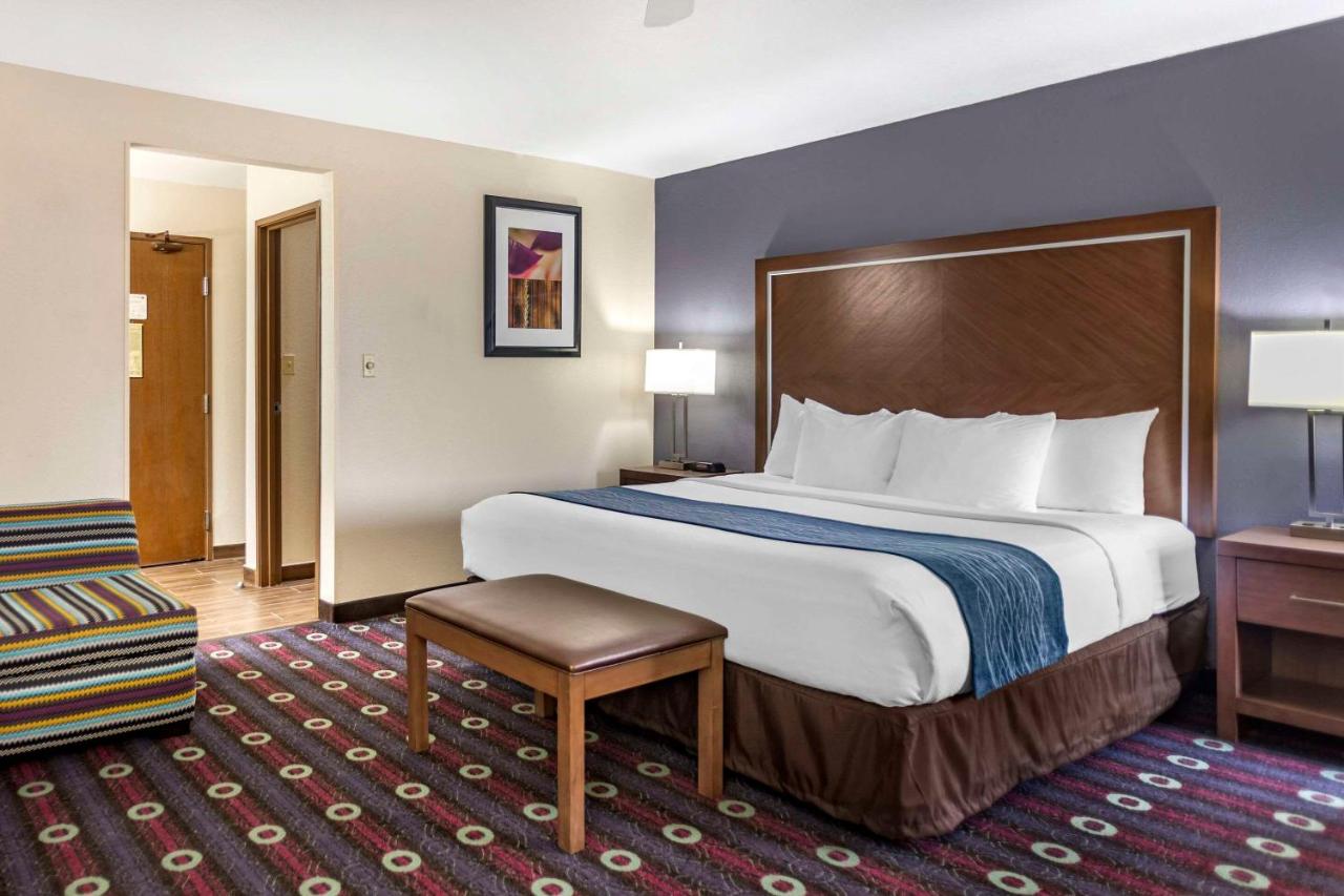 King Suite with Sofa Bed - Non-Smoking at Comfort Inn Tulsa Midtown