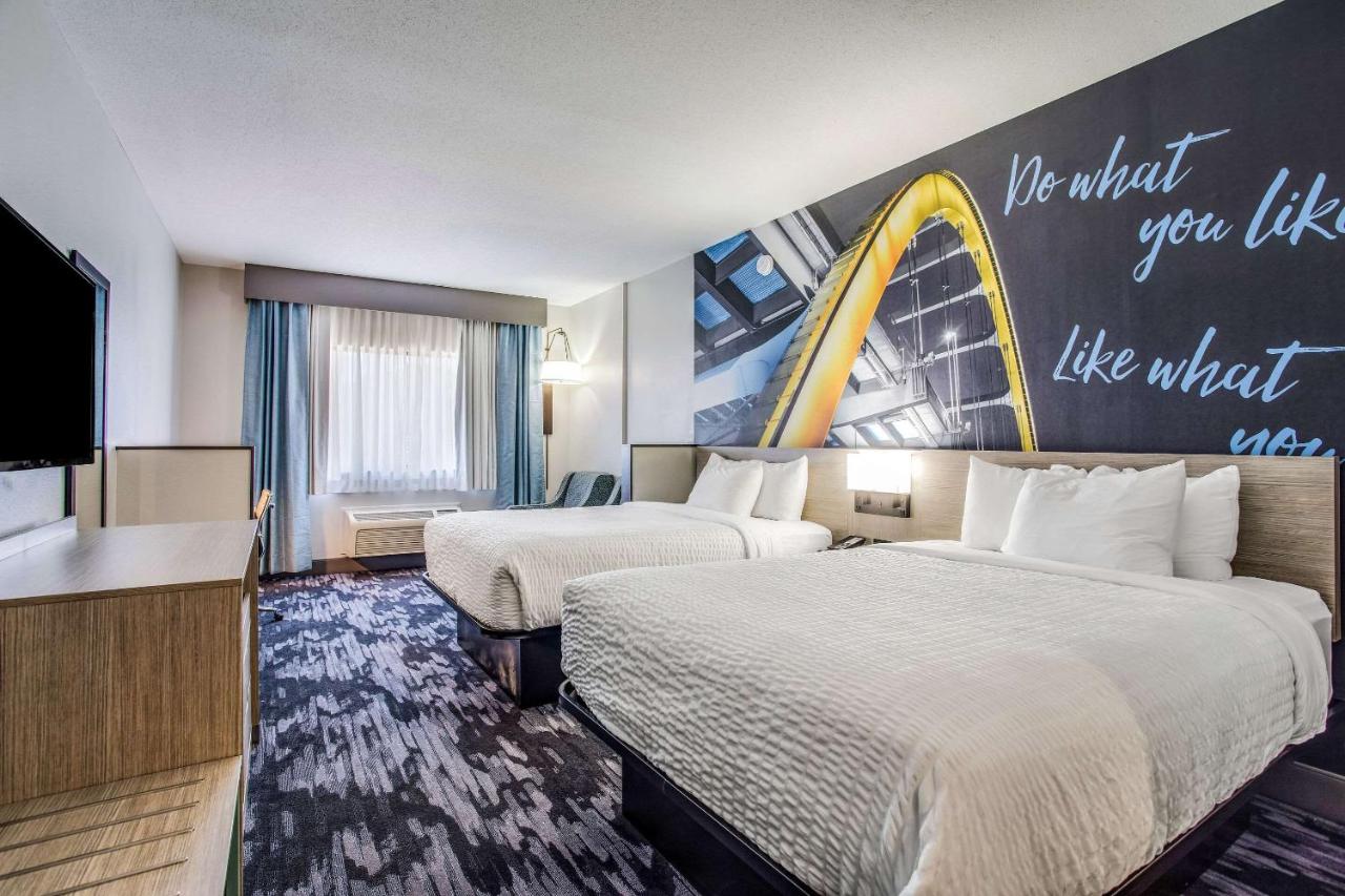 Queen Suite with Two Queen Beds - Non-Smoking at Clarion Pointe Franklin - Nashville Area