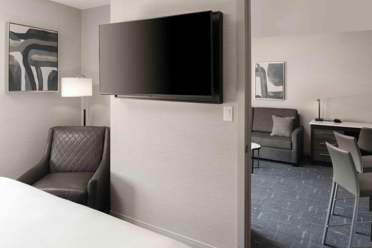 One-Bedroom King Suite at Residence Inn by Marriott Boston Concord