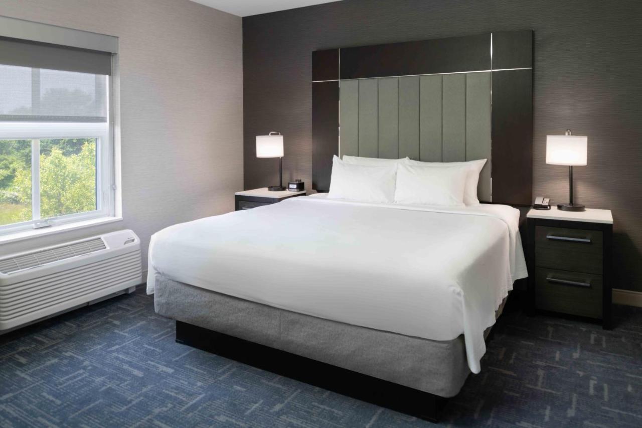 King Studio with Sofa Bed at Residence Inn by Marriott Boston Concord